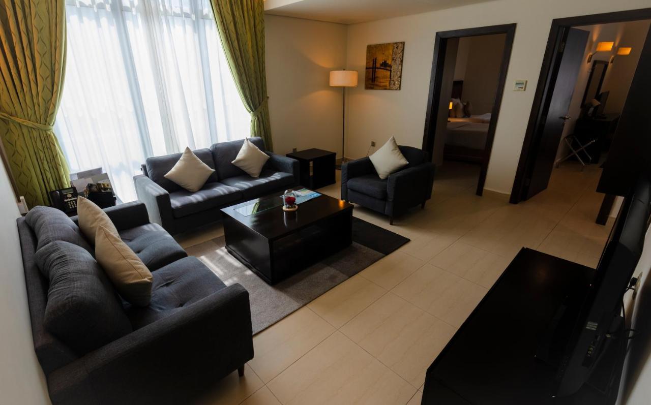 Imperial Suites Hotel Доха Екстер'єр фото