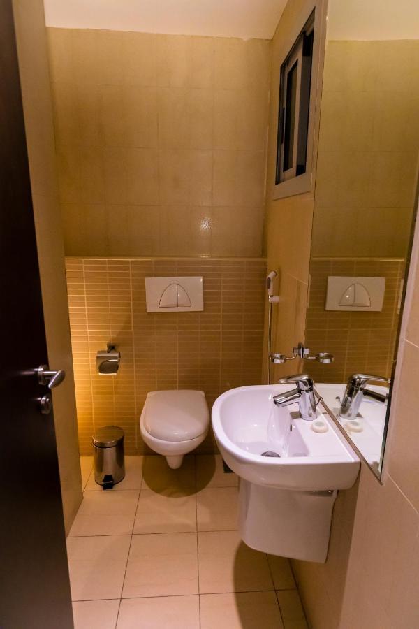 Imperial Suites Hotel Доха Екстер'єр фото