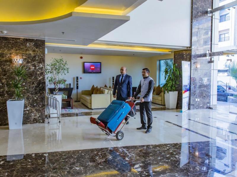 Imperial Suites Hotel Доха Екстер'єр фото