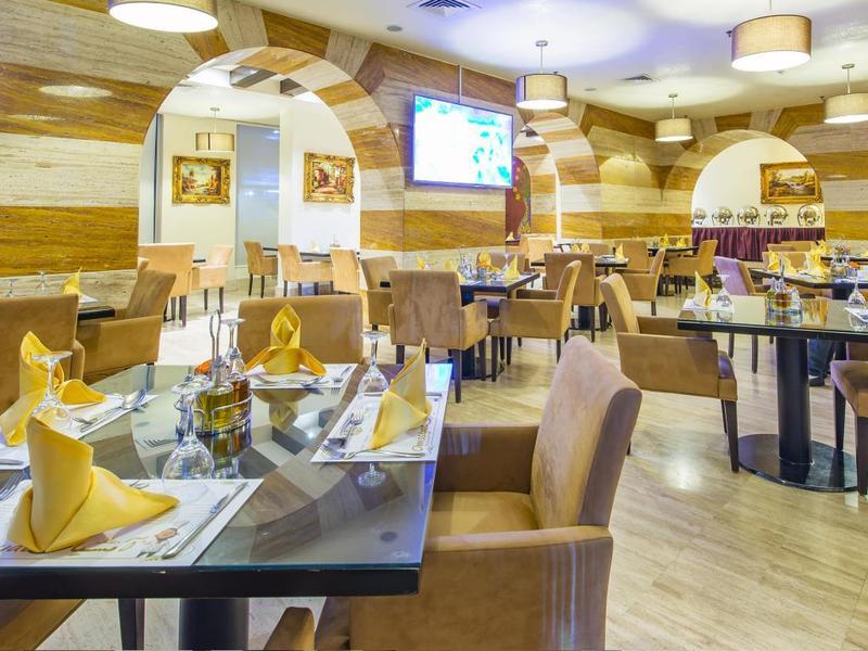 Imperial Suites Hotel Доха Екстер'єр фото
